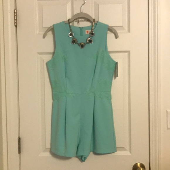 Romper - Picture 1 of 4